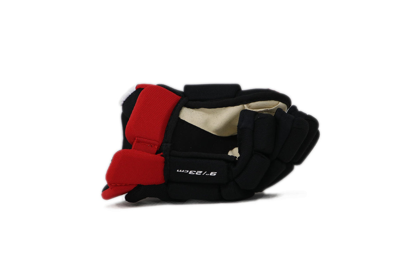 B-5 GUANTI DA HOCKEY, competizione